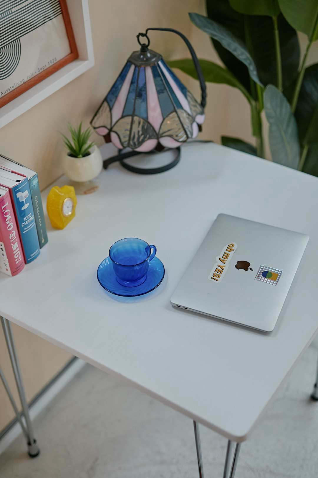 Slim Leg Work Table