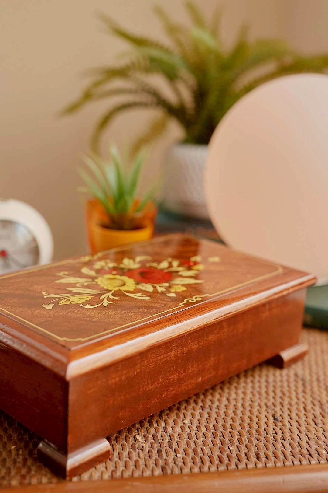 Flower Inlay Jewelry Box