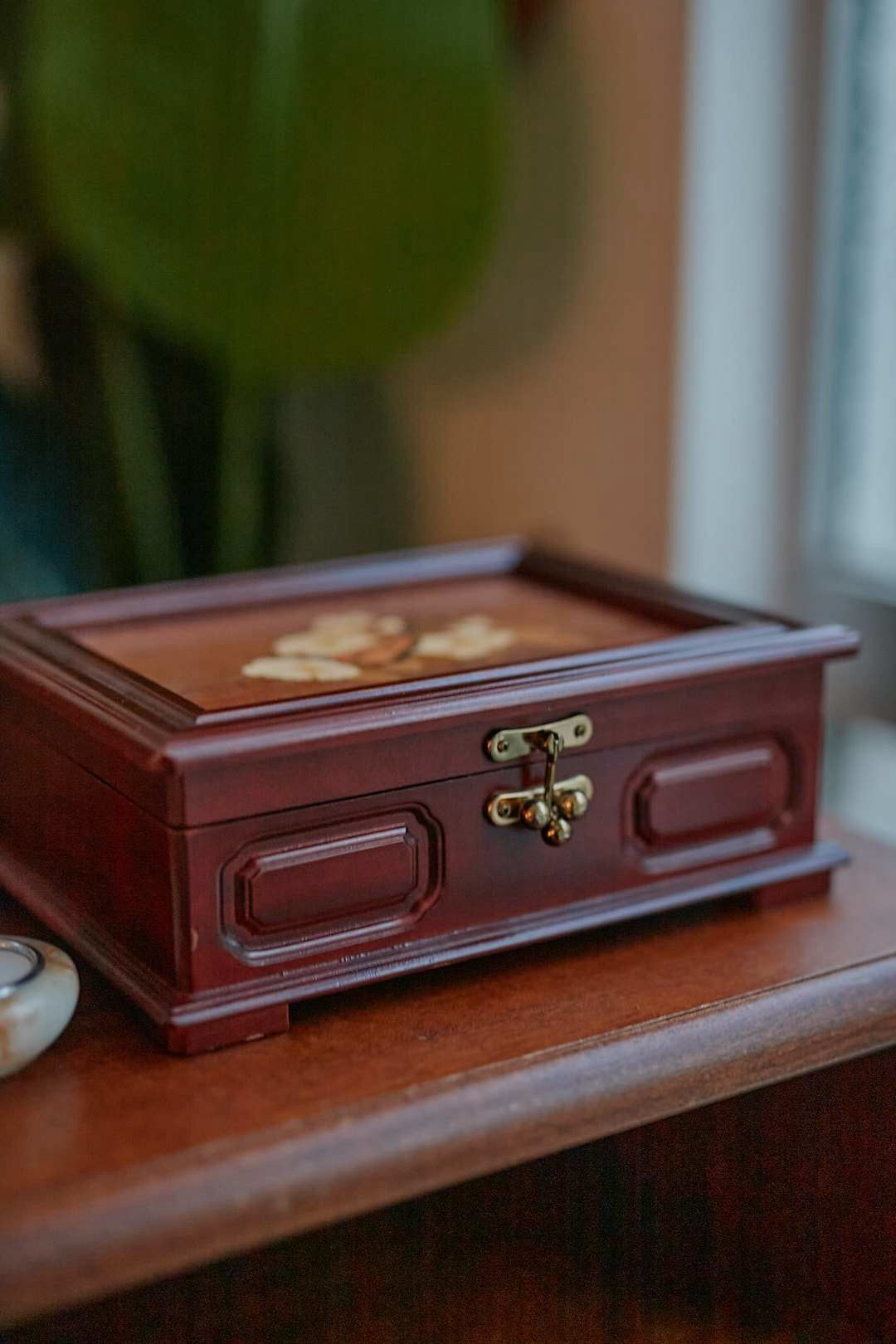 Wood Flower Jewelry Case
