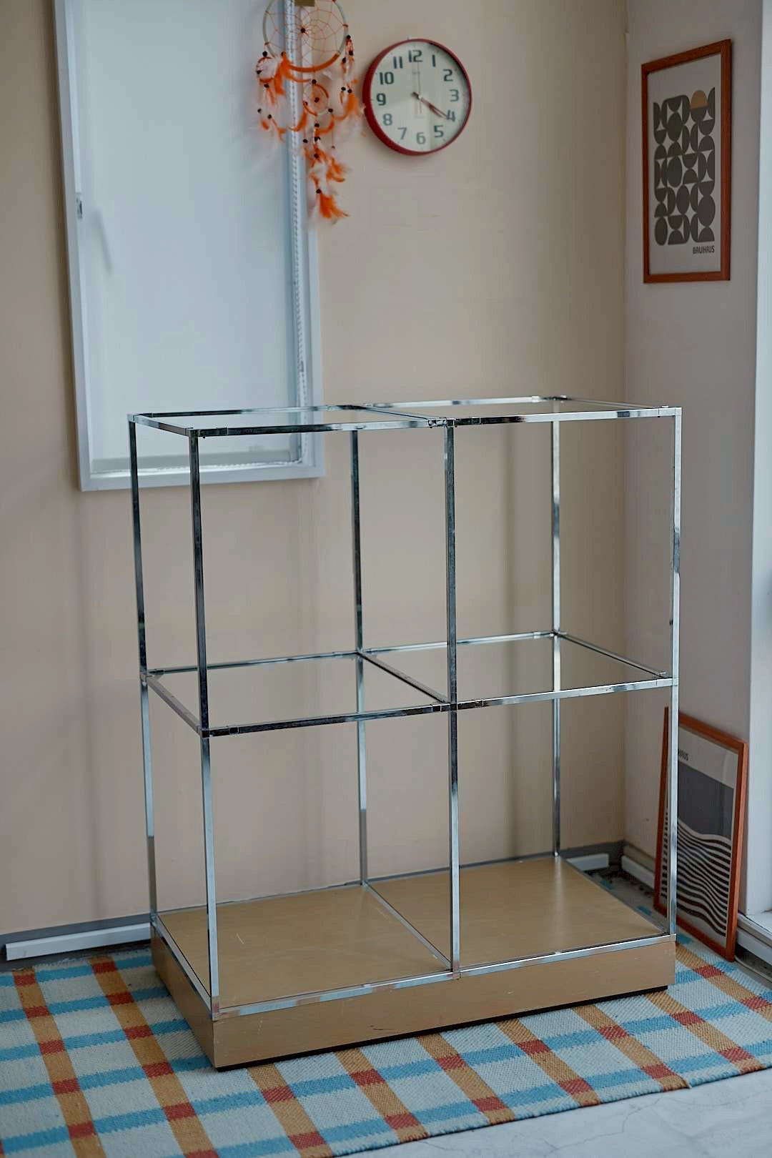 Chrome glass show case