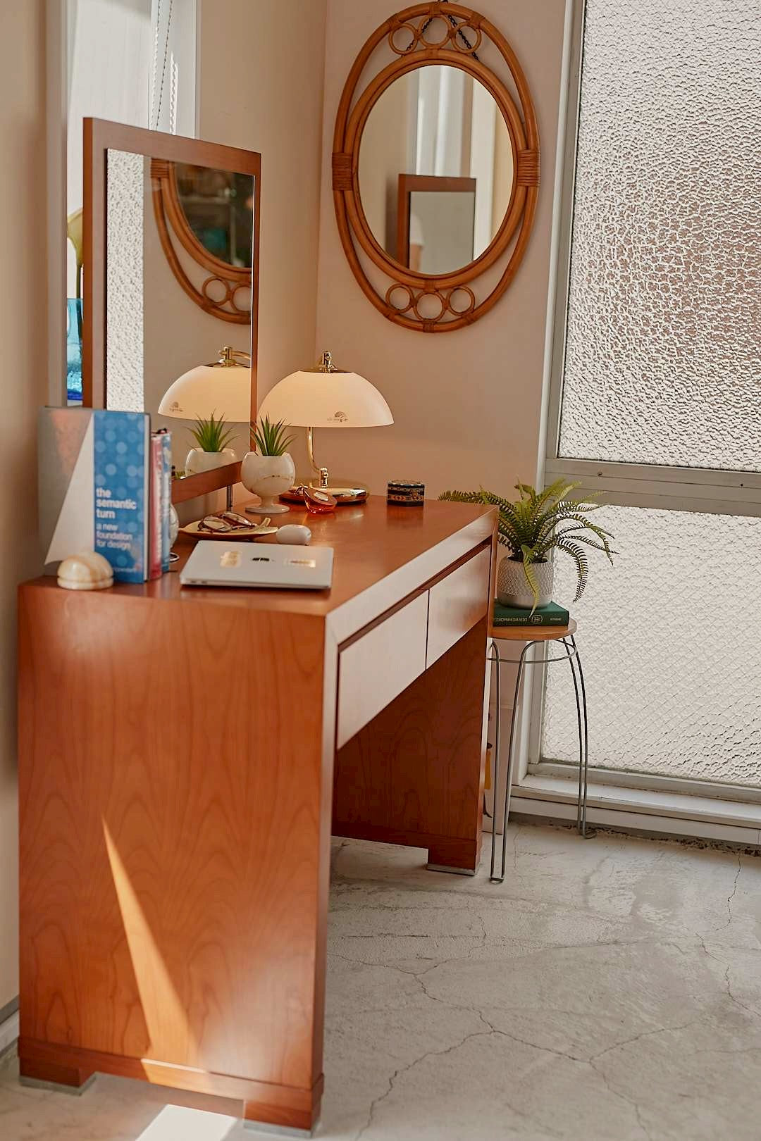 Vanity Work Desk
