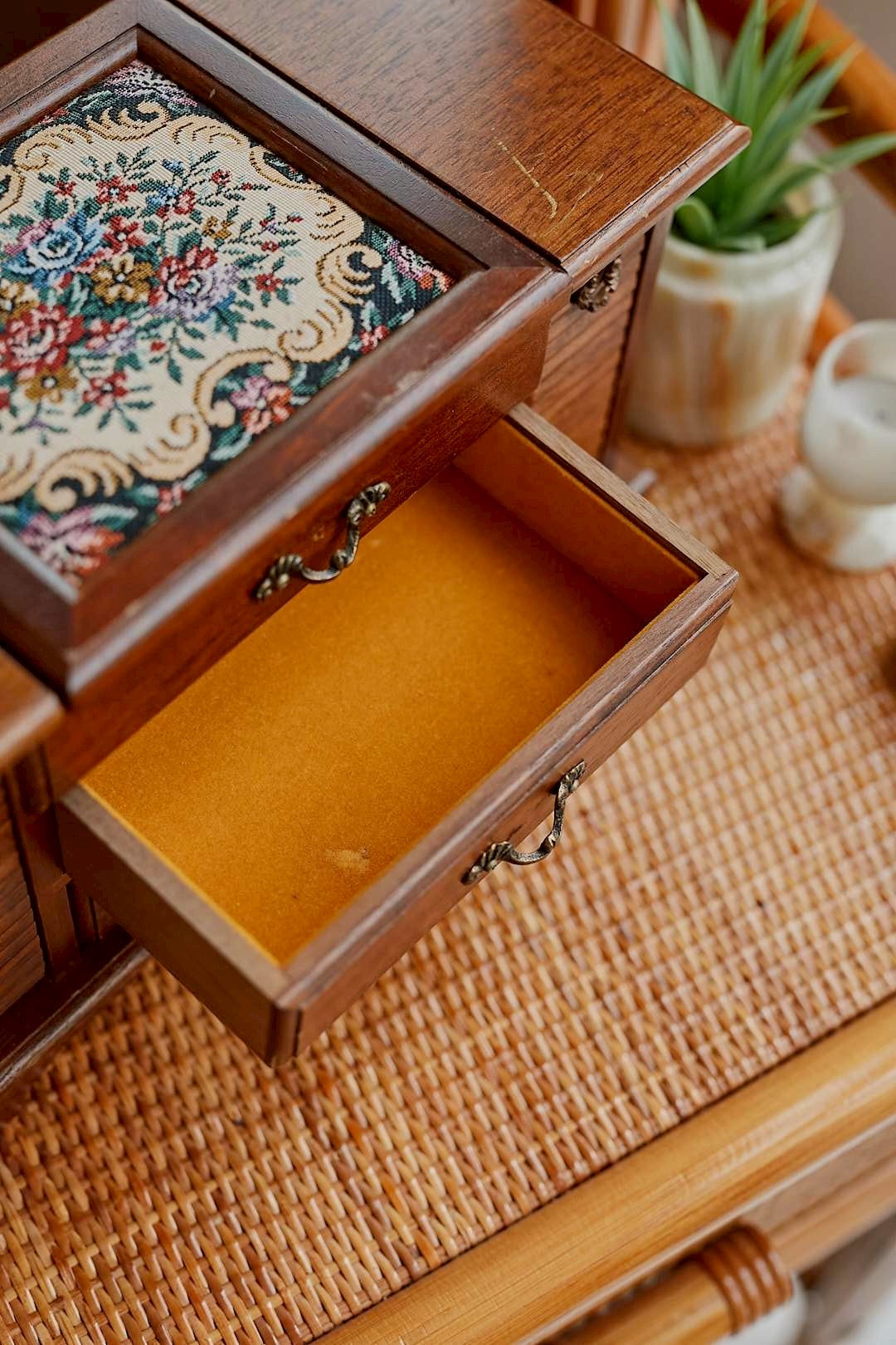 Rose Tapestry Jewel Chest