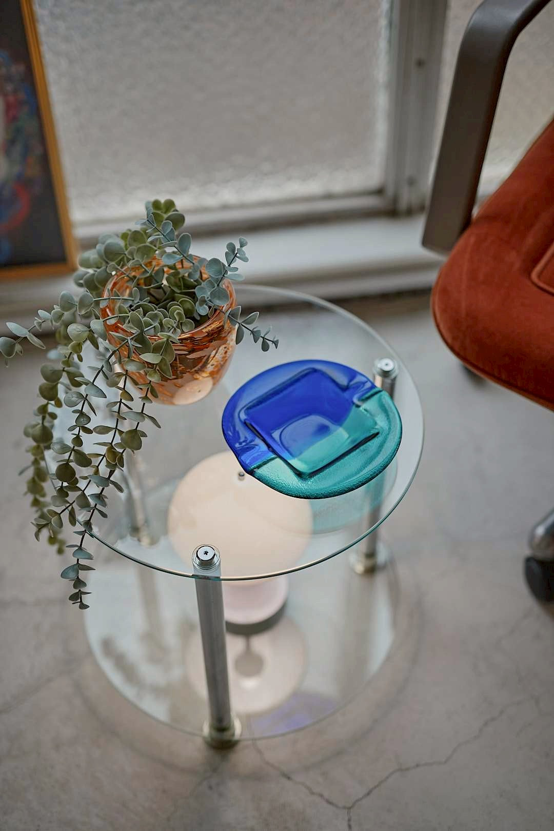 Double circle glass table