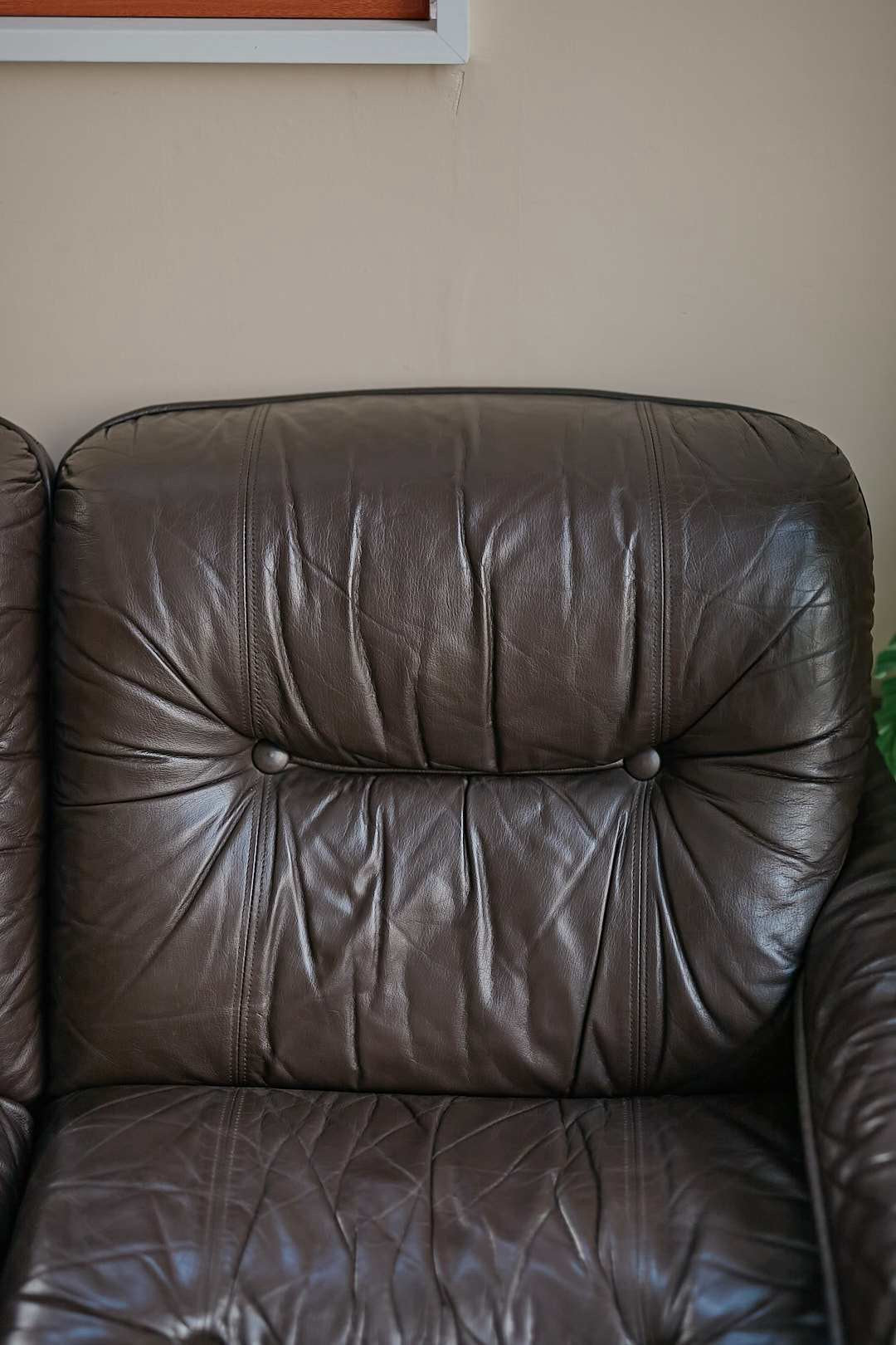 KOSUGA Vintage Leather Sofa