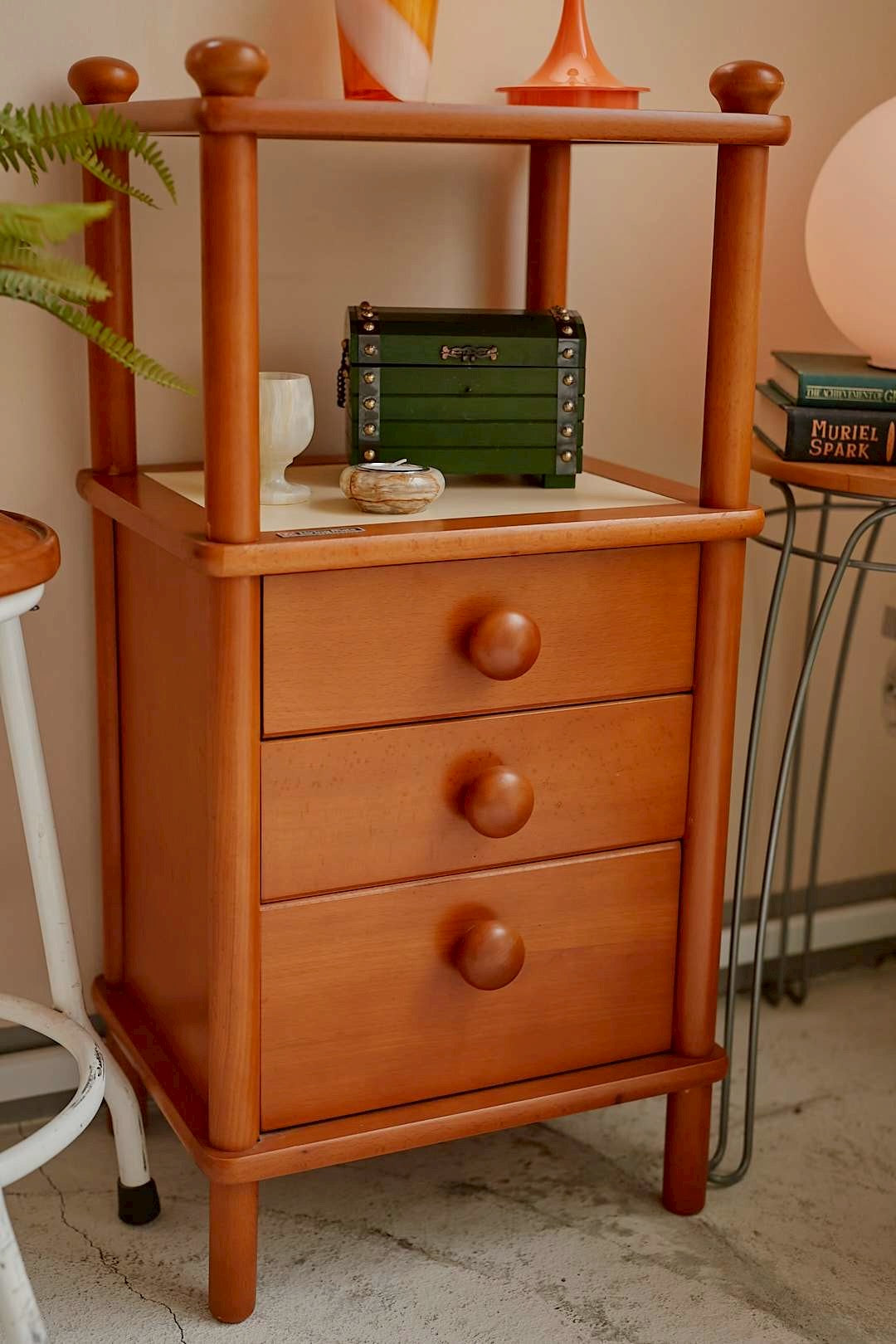 RetroPop Side Chest