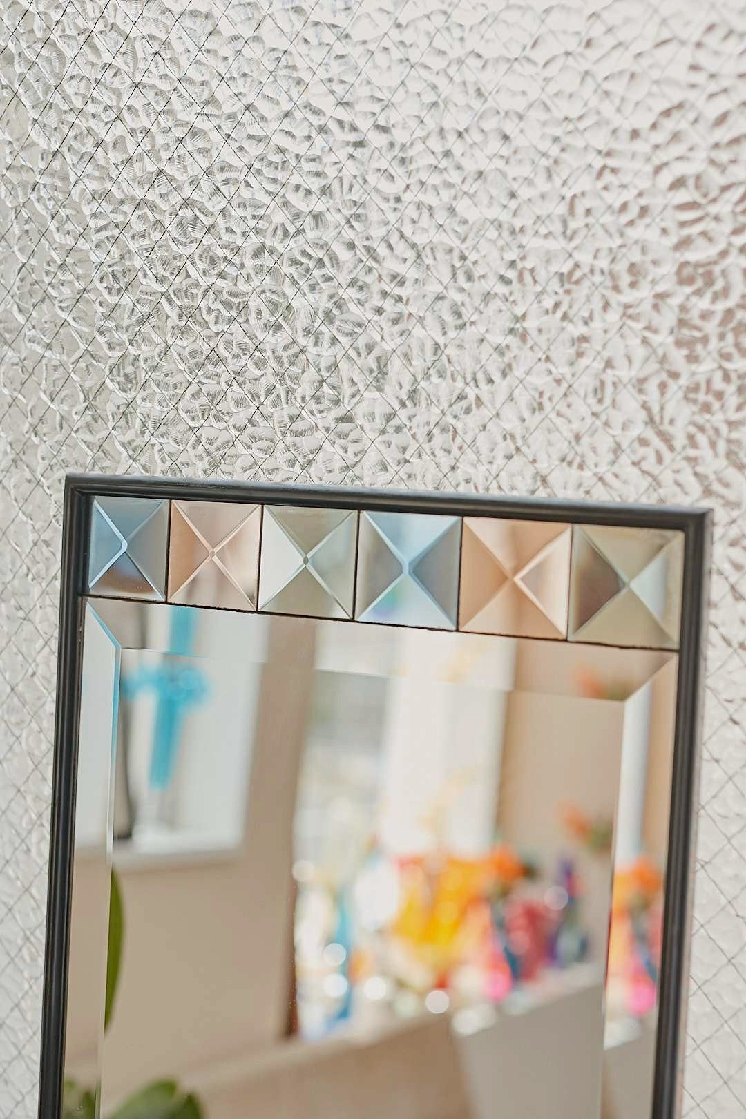 Prismatic Mosaic Mirror