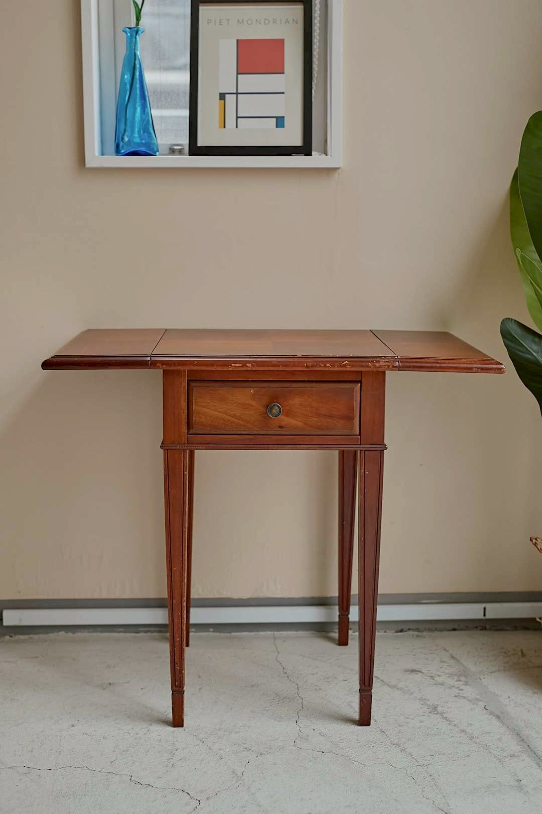 Butterfly Leaf Side Table