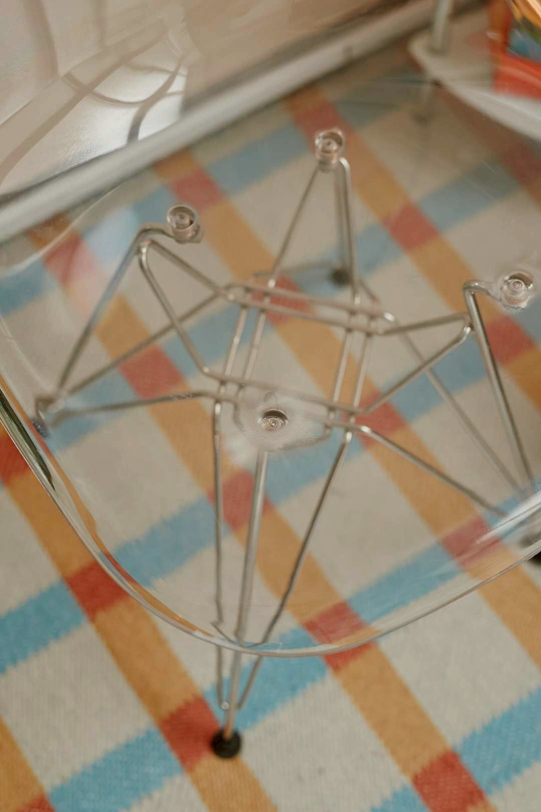 Transparent Shell Side Chair
