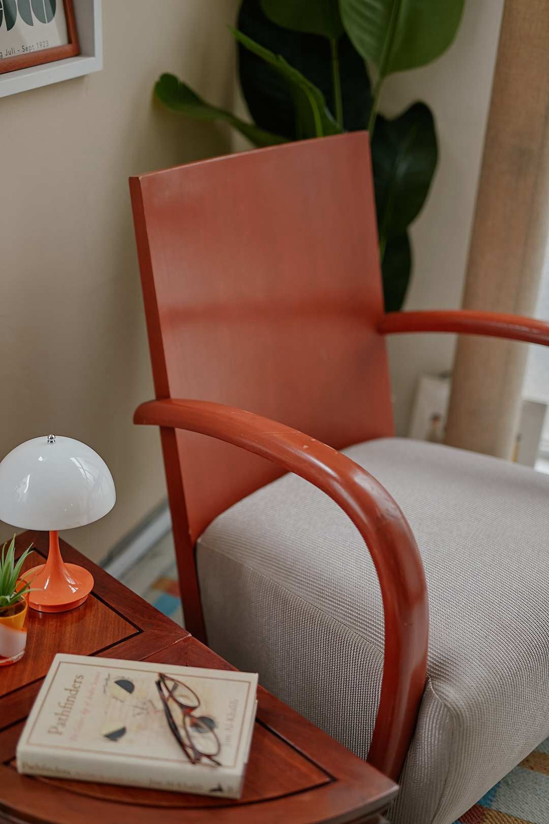 Arc Arm Chair