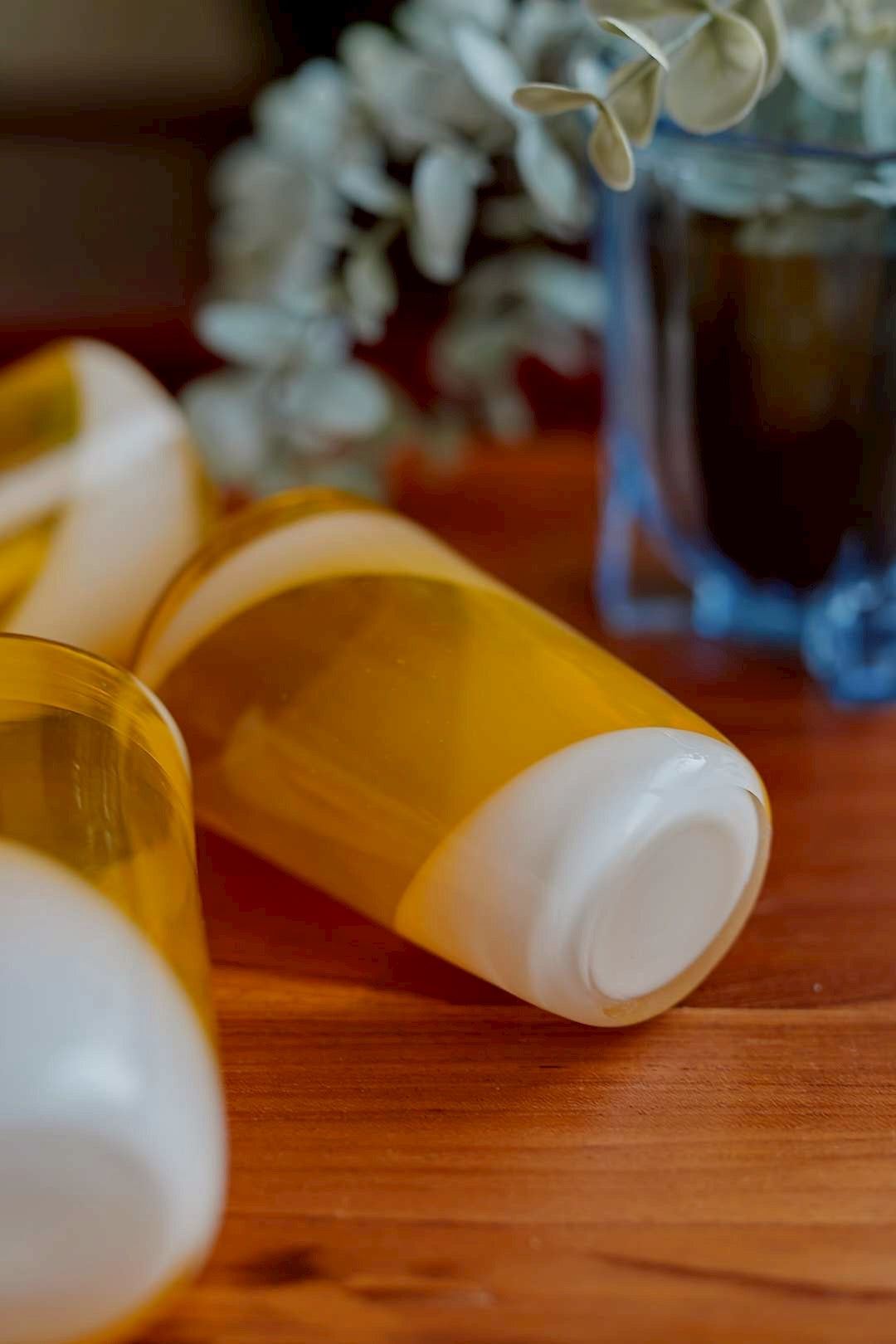 Multi glass yellow marble tumbler