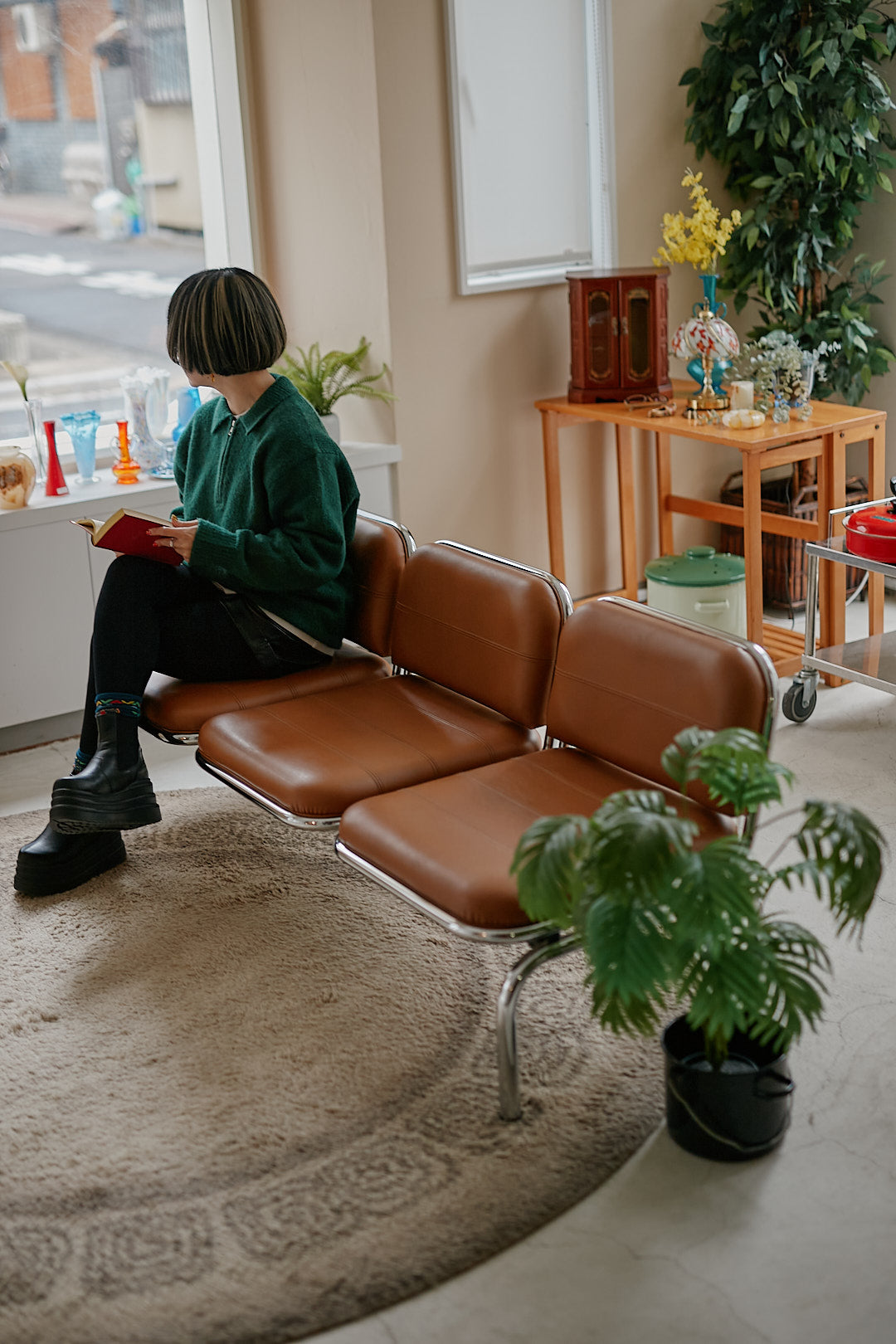 Brown arch leather sofa