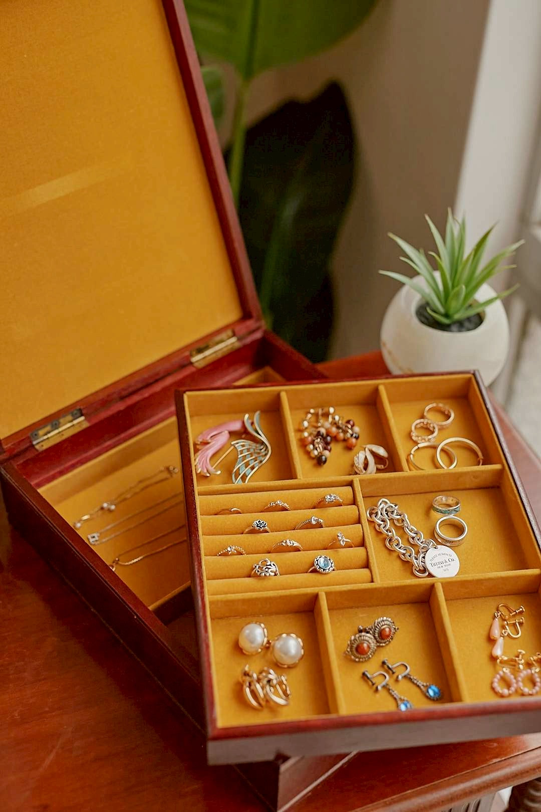Flower fabric jewelry box