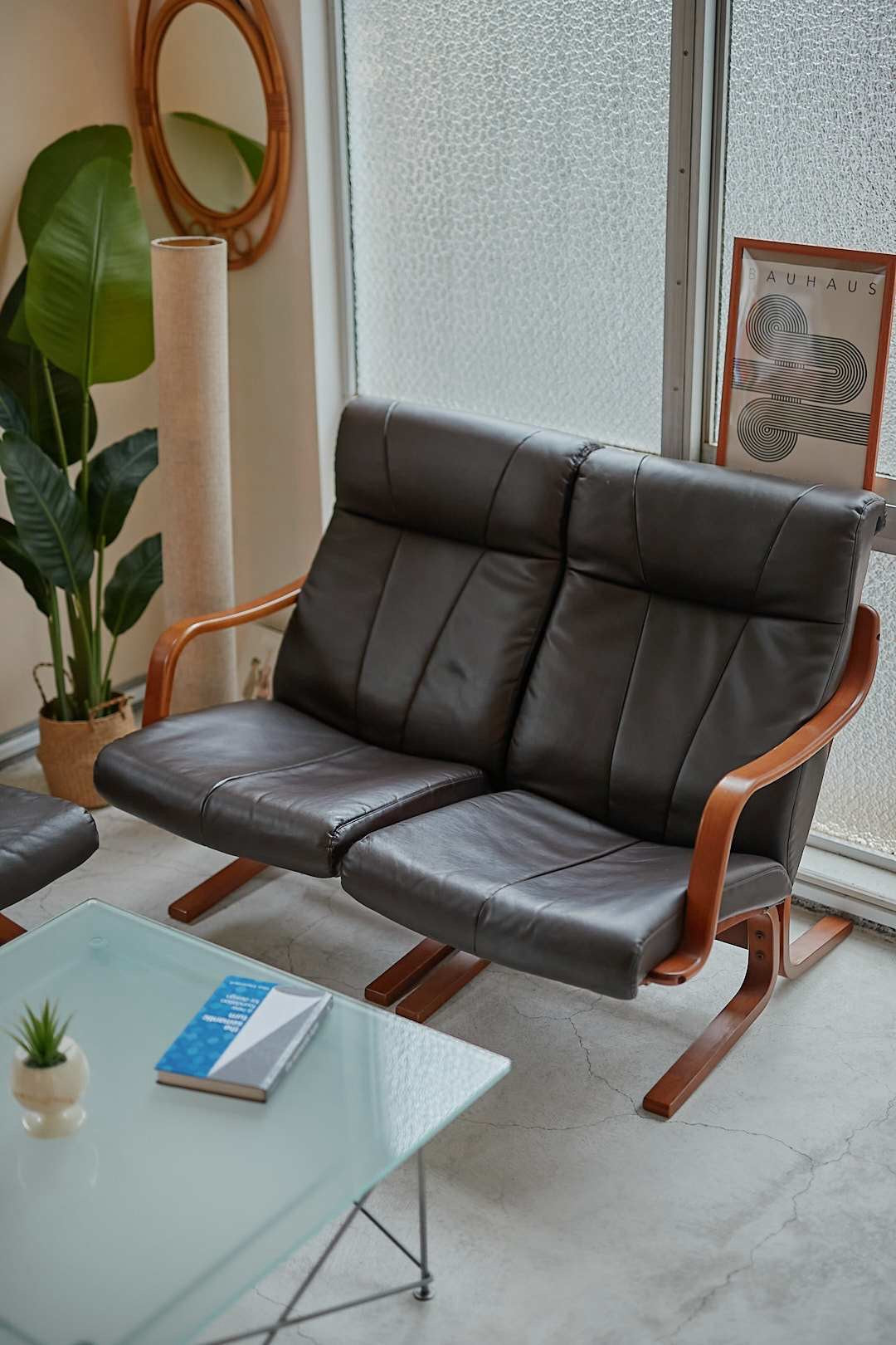 冨士ファニチアCurve Wood Leather Sofa