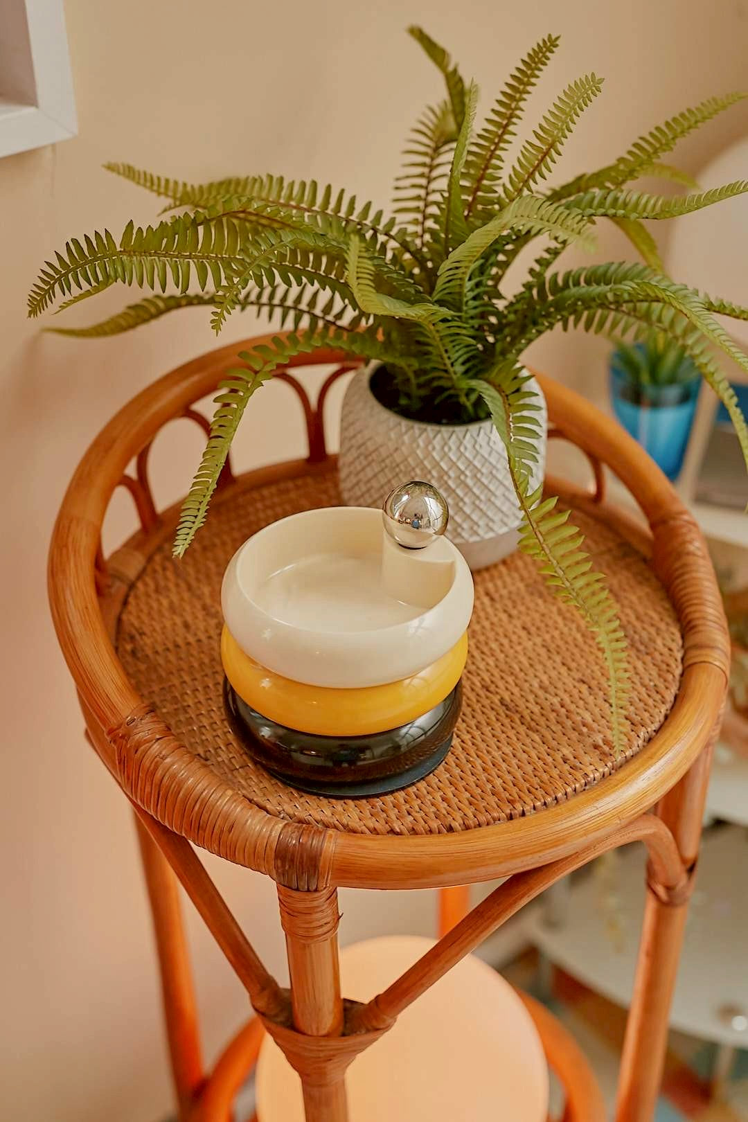 Rattan Pedestal Stand