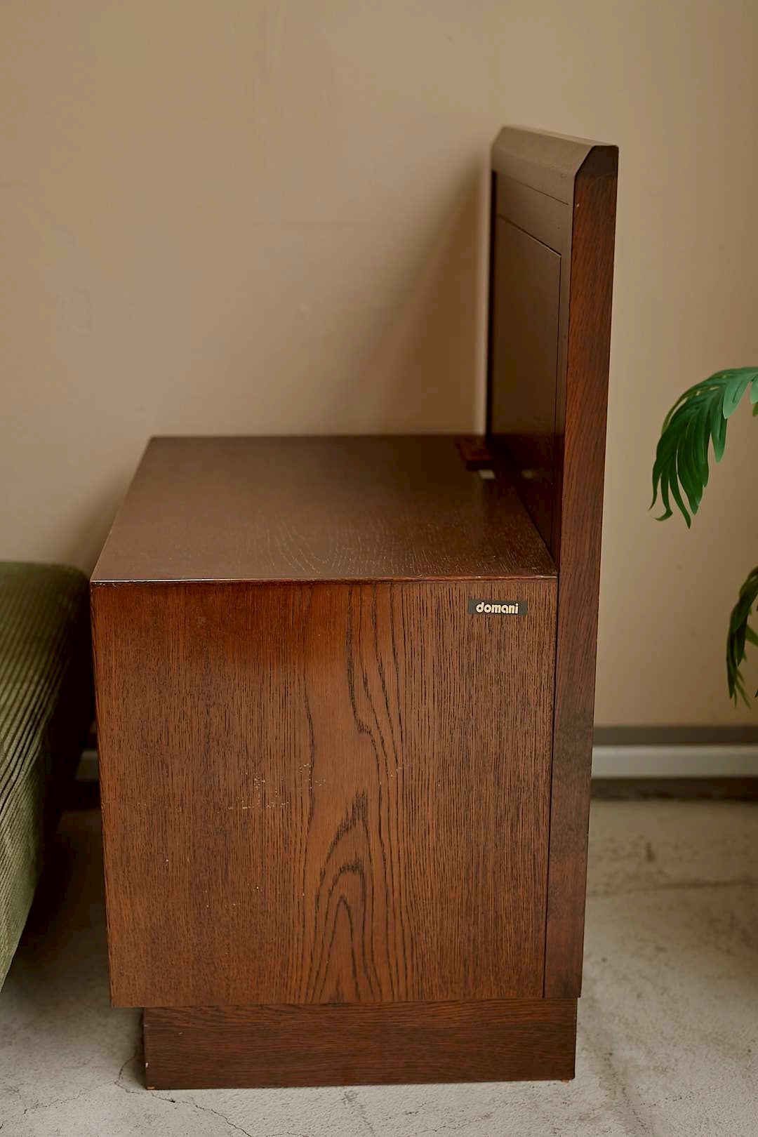 カリモク Classic Side Chest