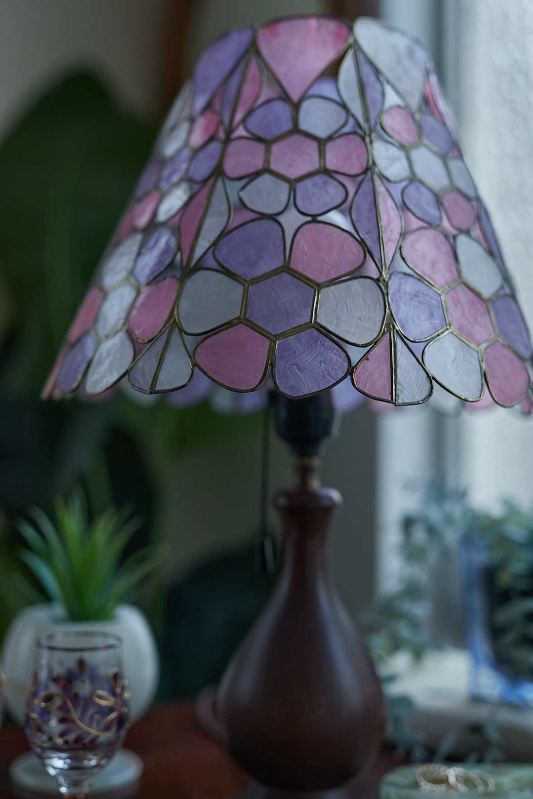 Pastel Flower Capiz Lamp