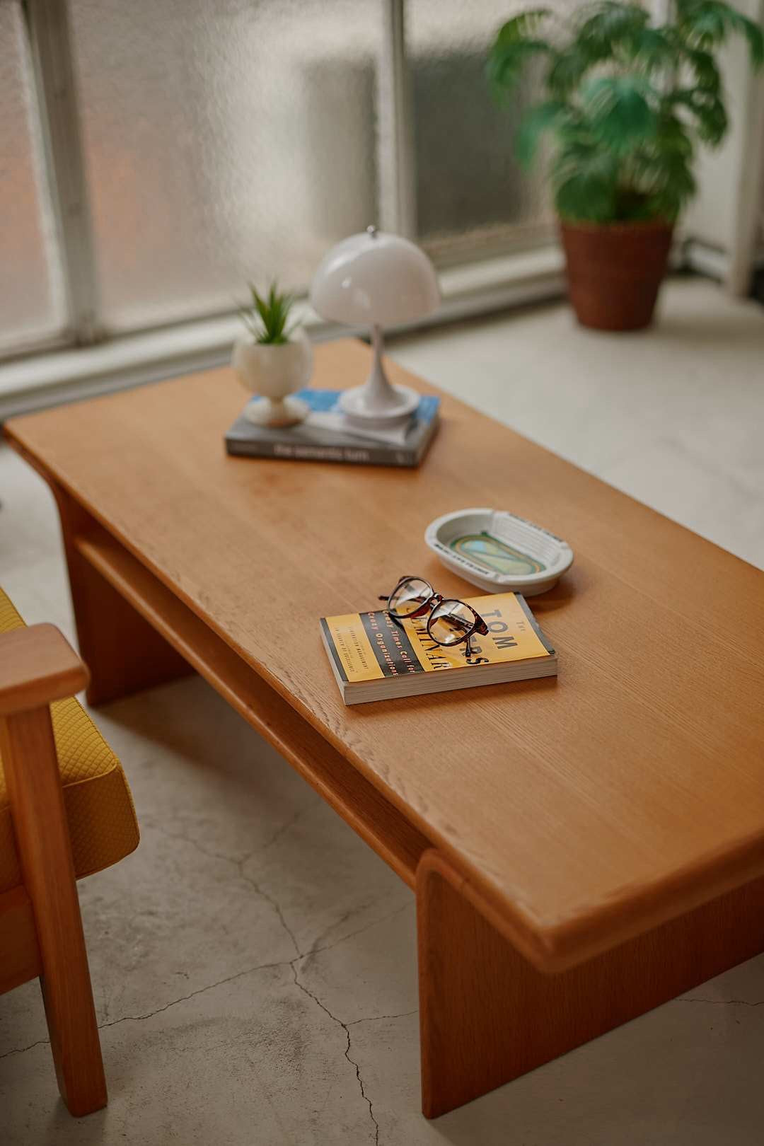 Round Edge Low Table