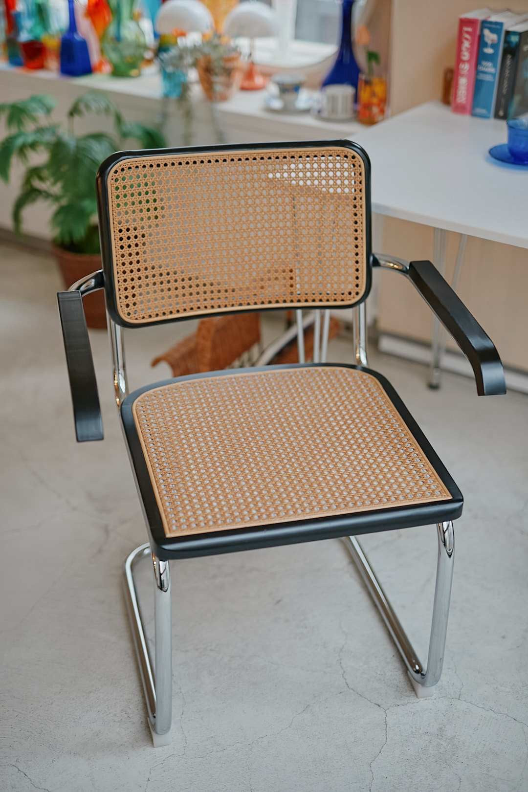 Cesca Cantilever Chair