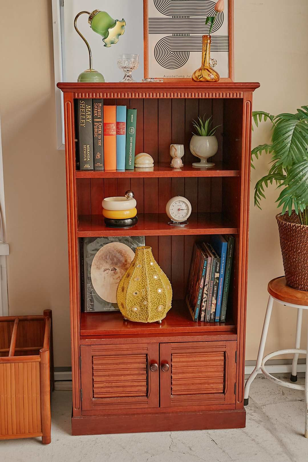 Classic Louver Book Cabinet