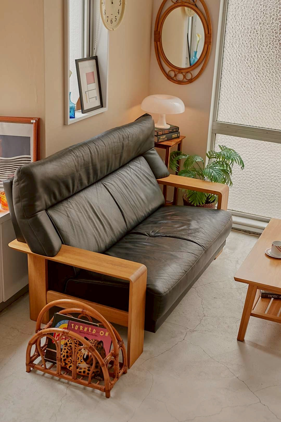 Black Leather Oak Sofa