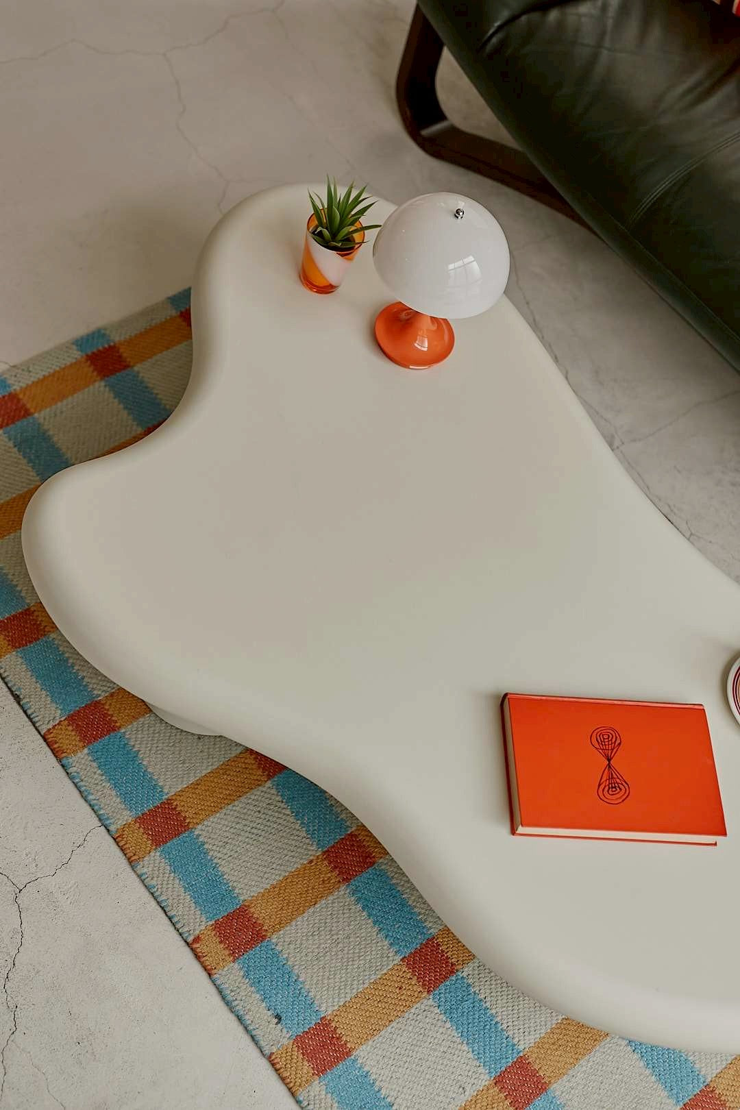 Streamline Wave Table