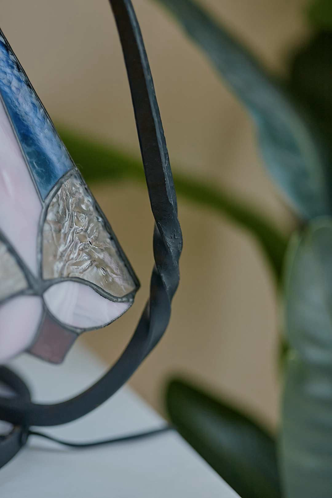 Hanging Stained Glass Lamp