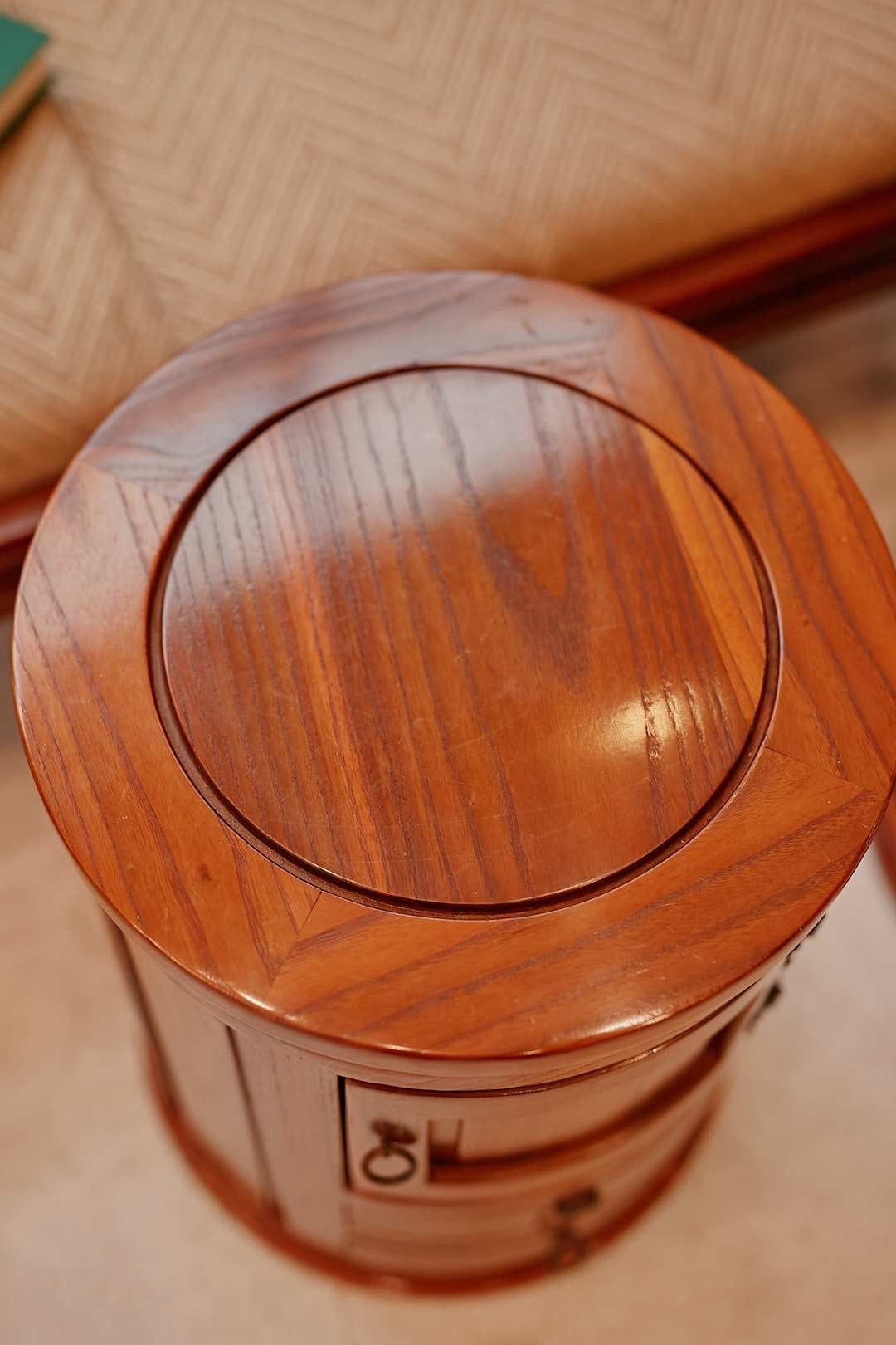 Richo Butterfly Stool
