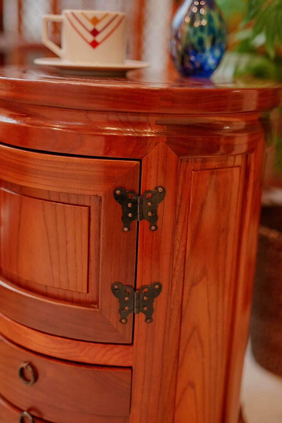 Richo Butterfly Stool