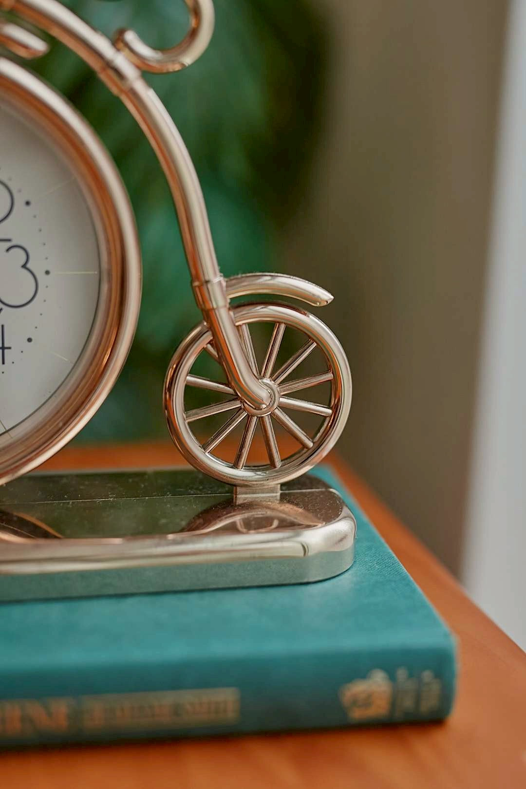 Bicycle Frame Clock