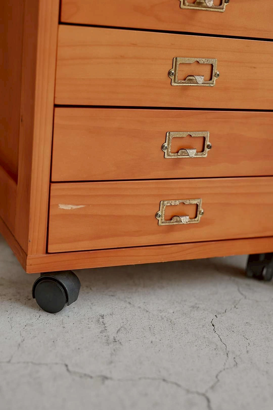 Vintage 11drawer chest