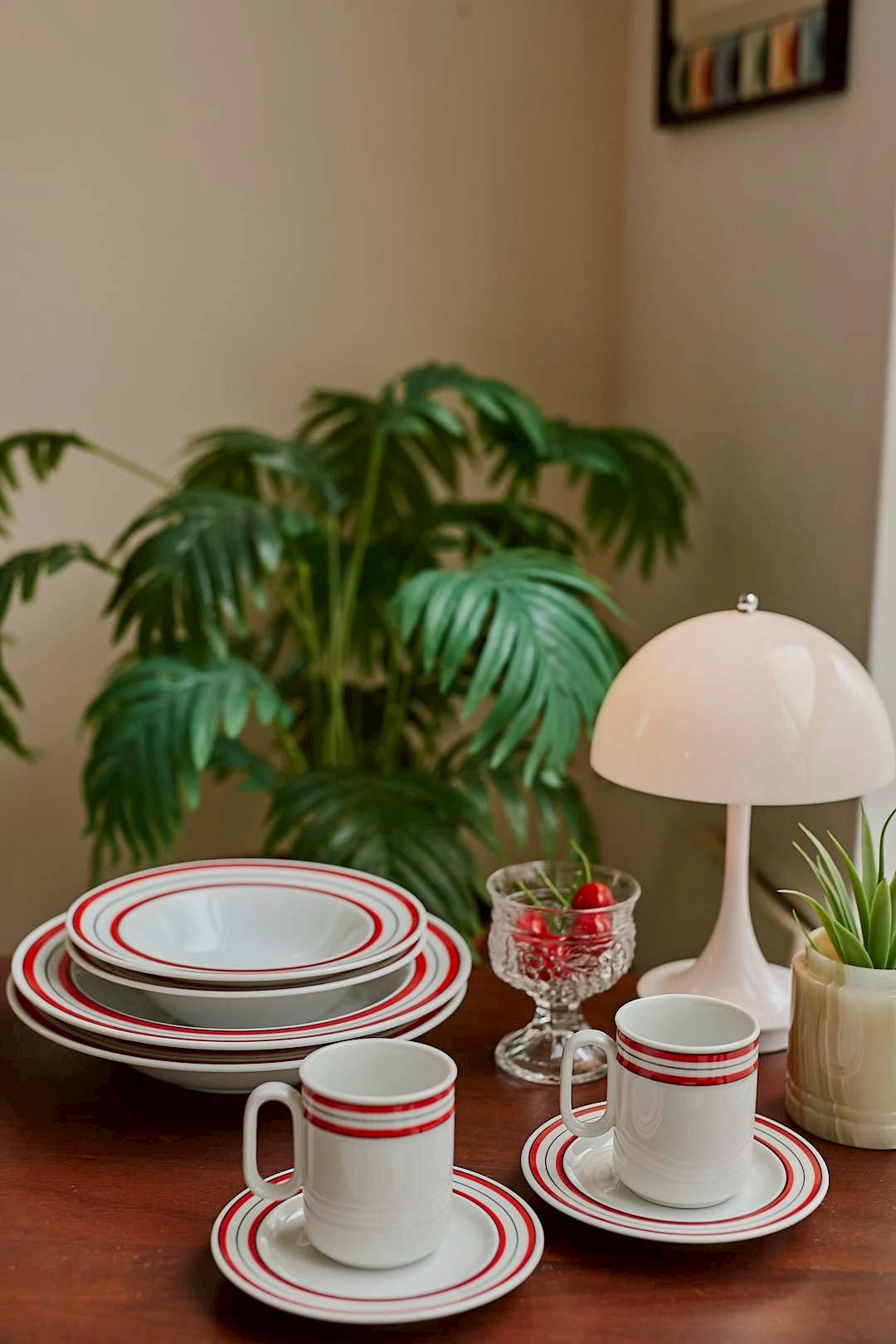 Adam&Eve
Red Line Cup & Saucer