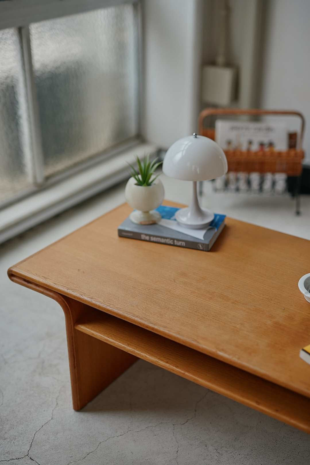 Round Edge Low Table