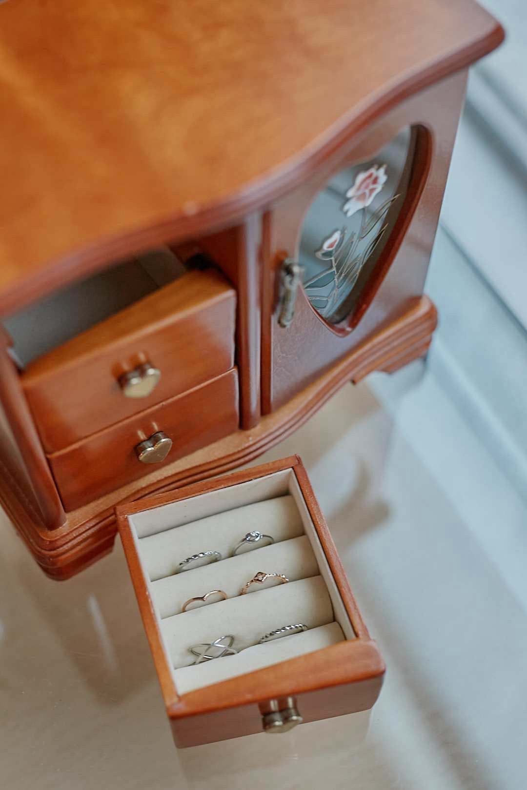 Heart Window Jewelry Box