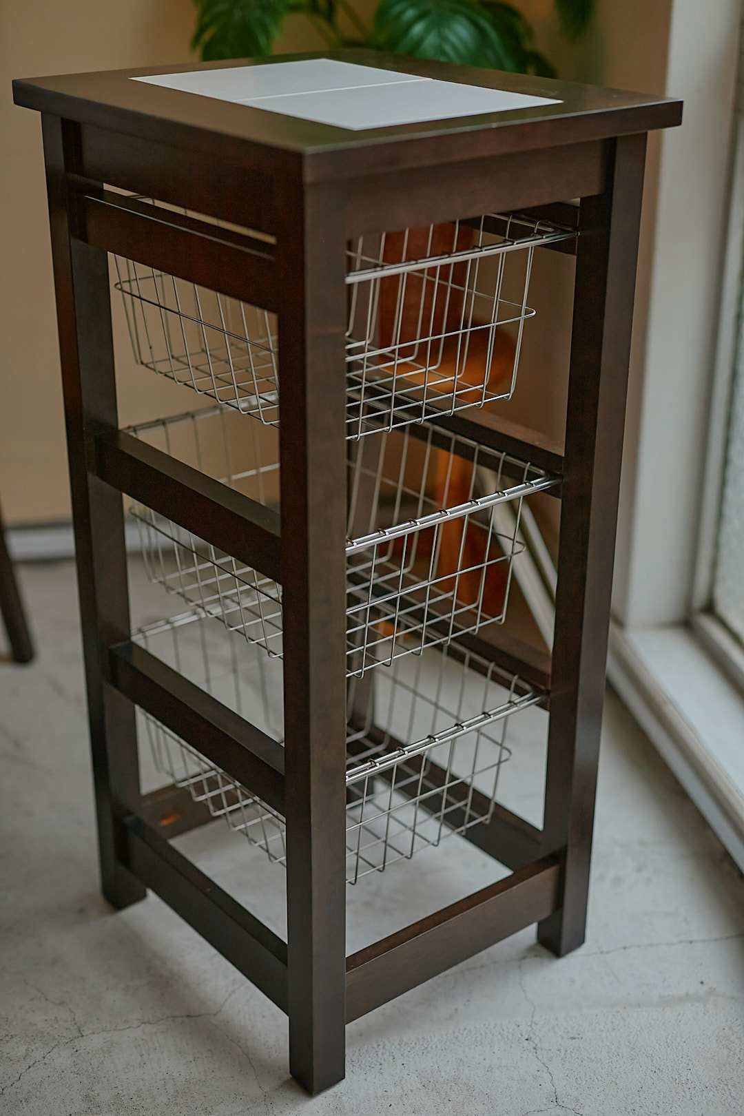 Wire Basket Tile Top Wagon