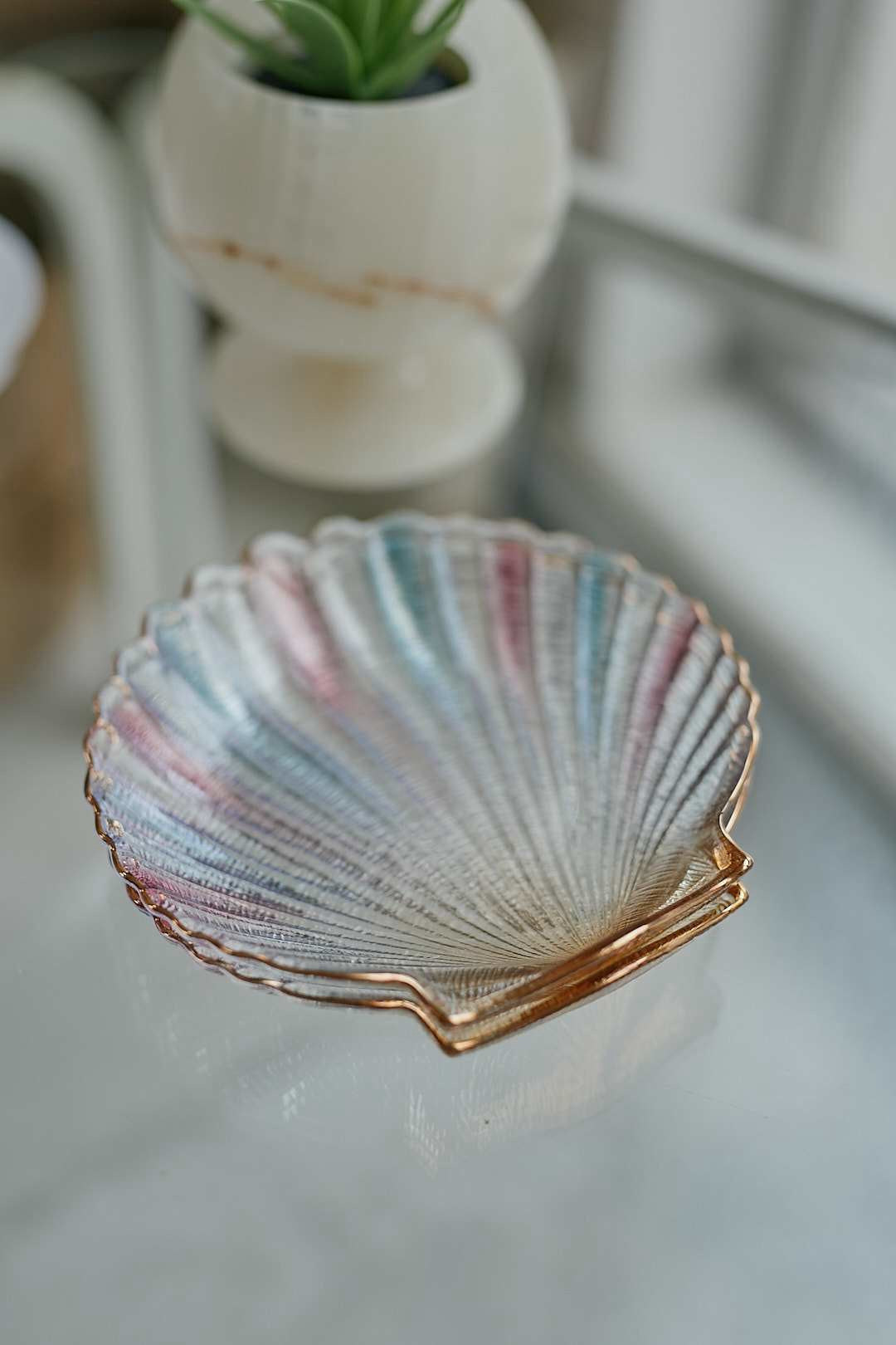 Pastel Shell Glass Tray