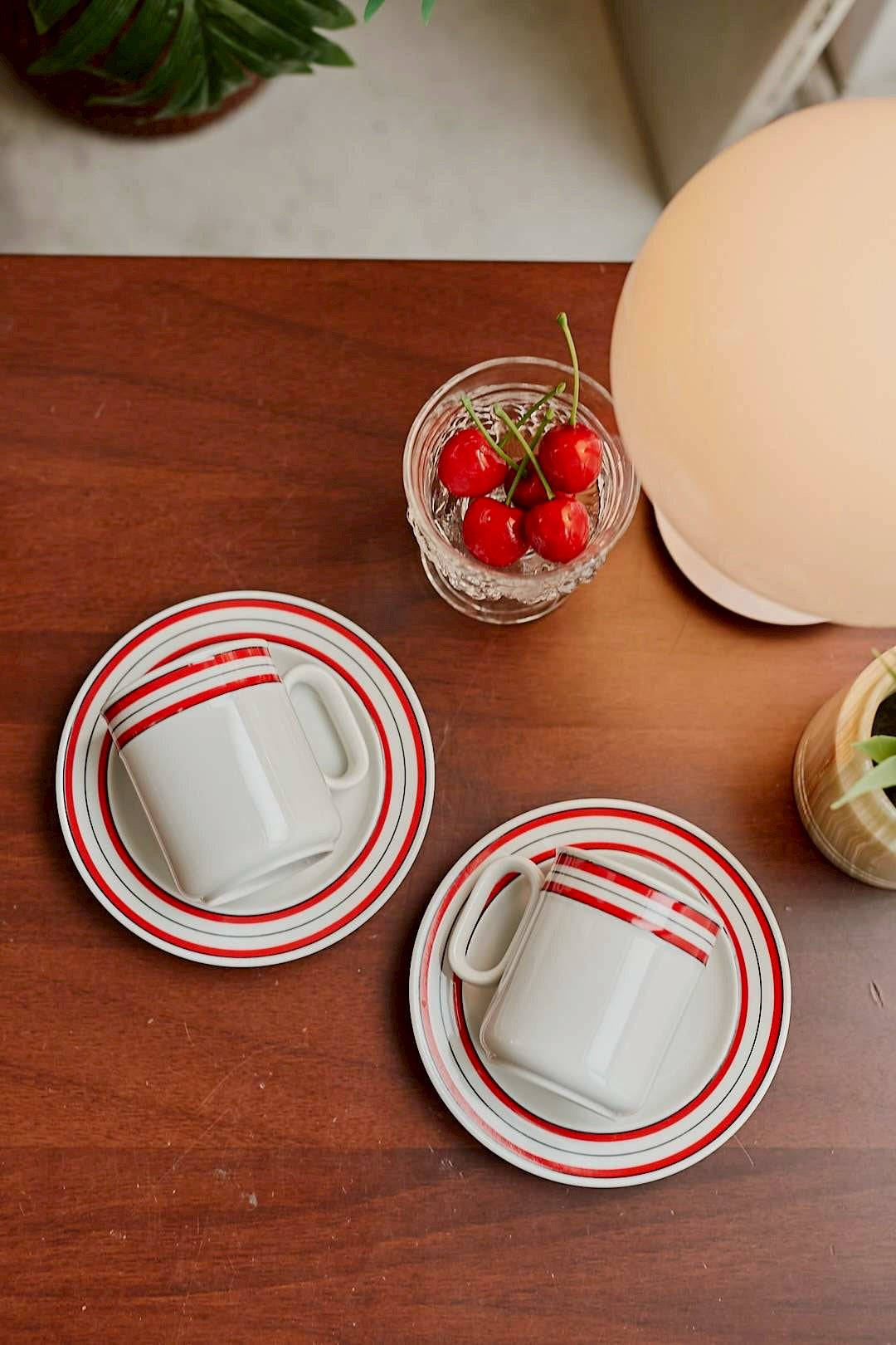 Adam&Eve
Red Line Cup & Saucer