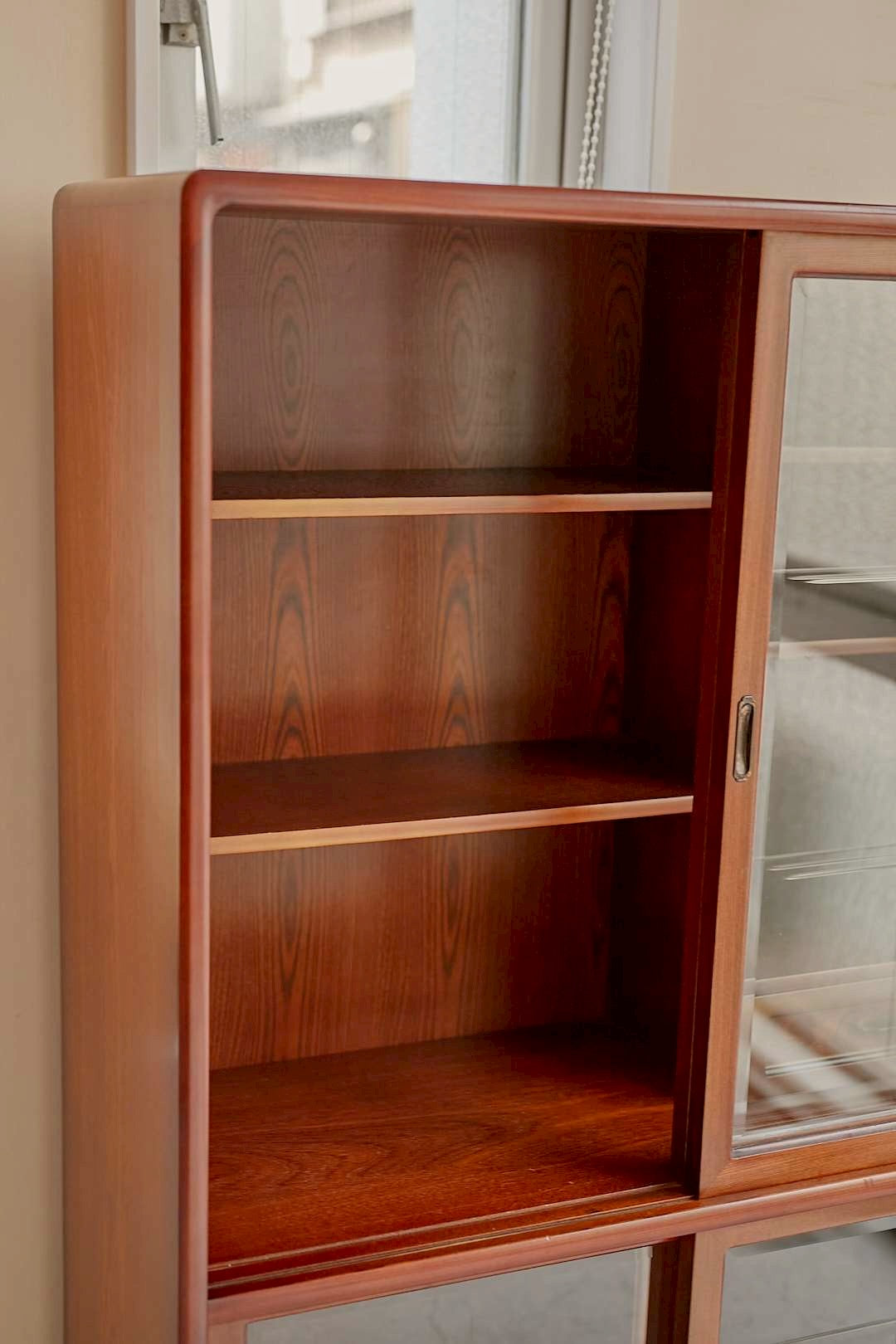 Modern cross glass cabinet