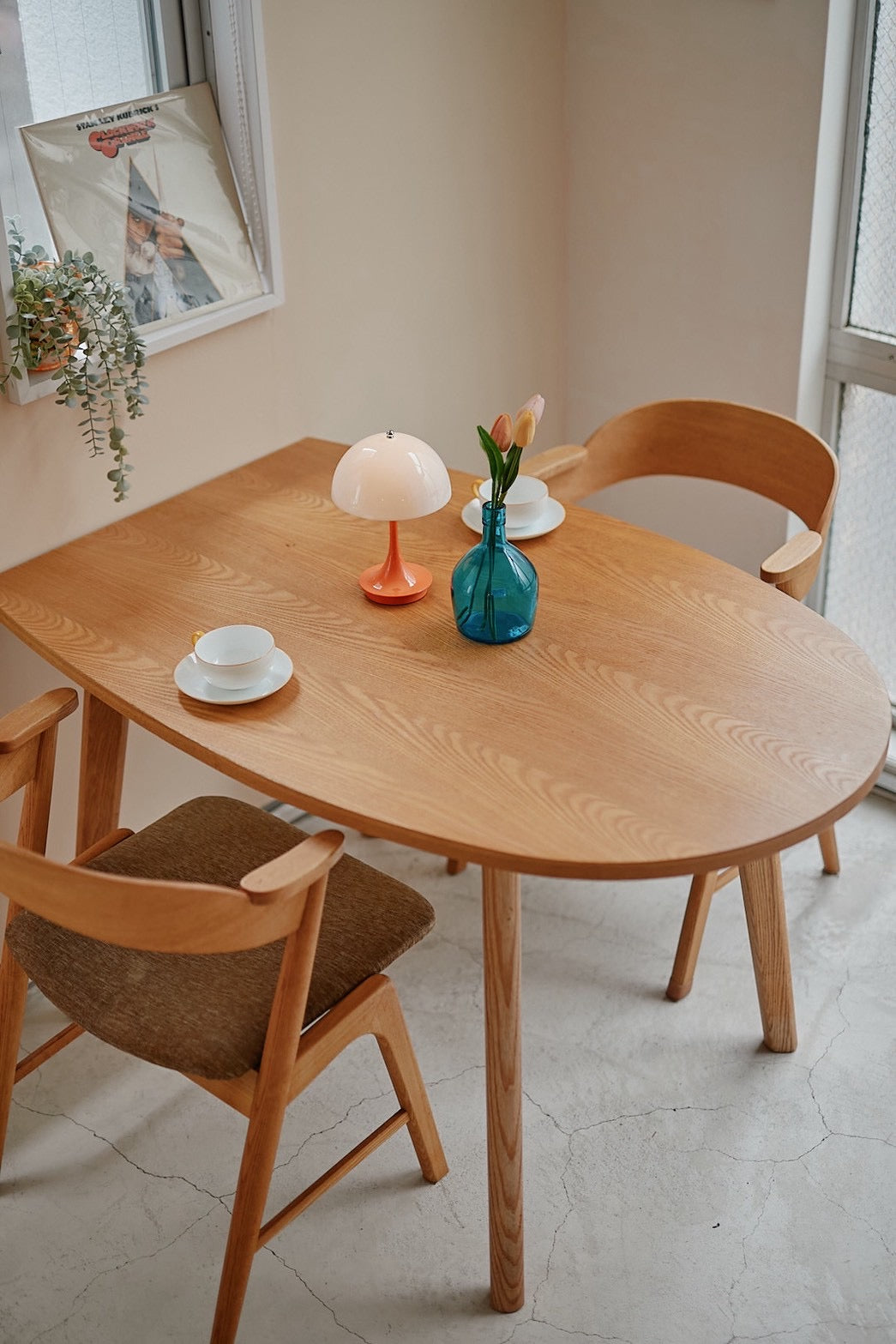 Oval dining set