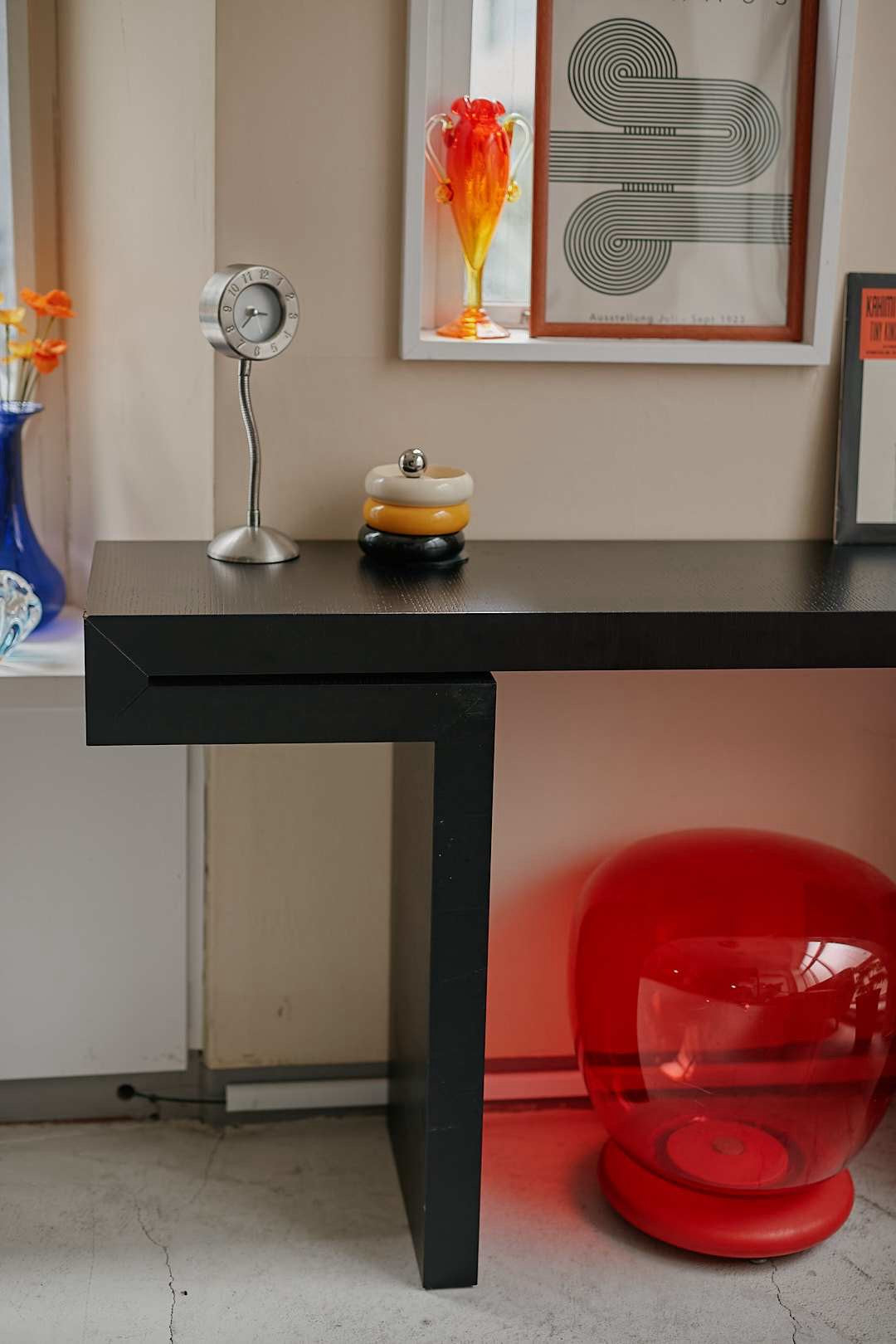 Black Monolith Console