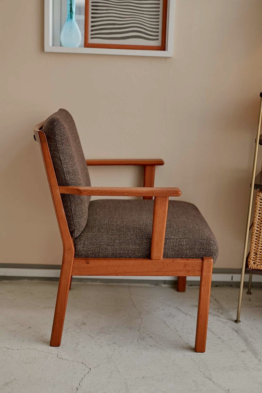 Warm Brown Lounge Chair