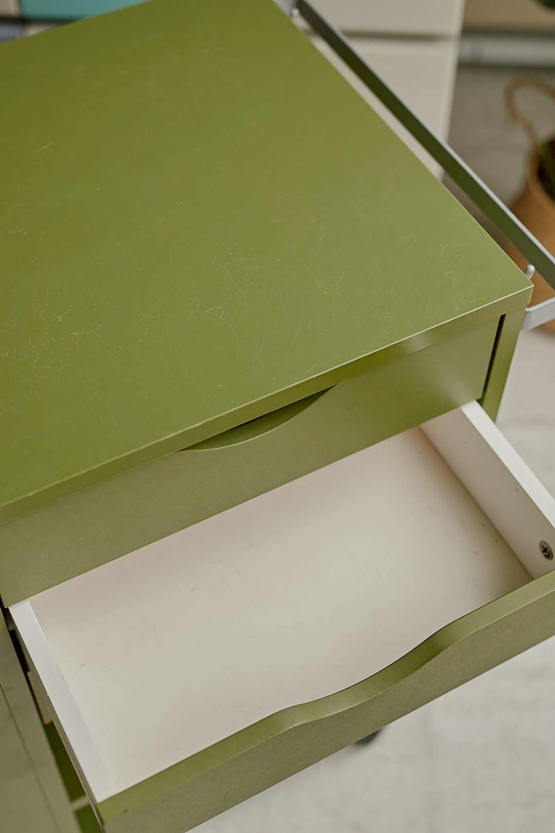Olive Storage Wagon