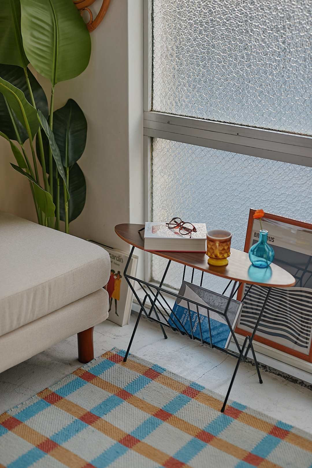 Surf Side Magazine Rack
