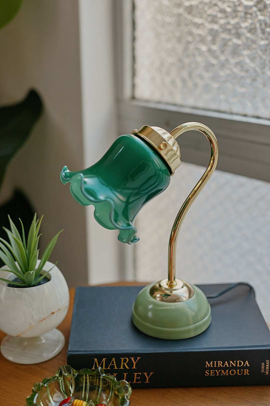 Emerald Frill Table Lamp