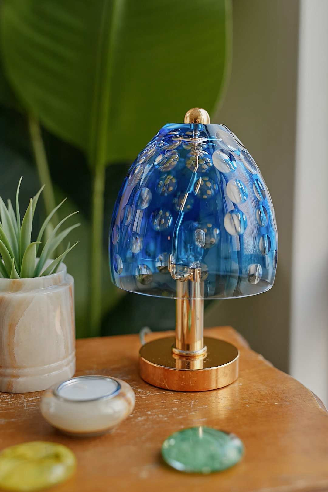 HOYA Crystal Blue Dot Lamp