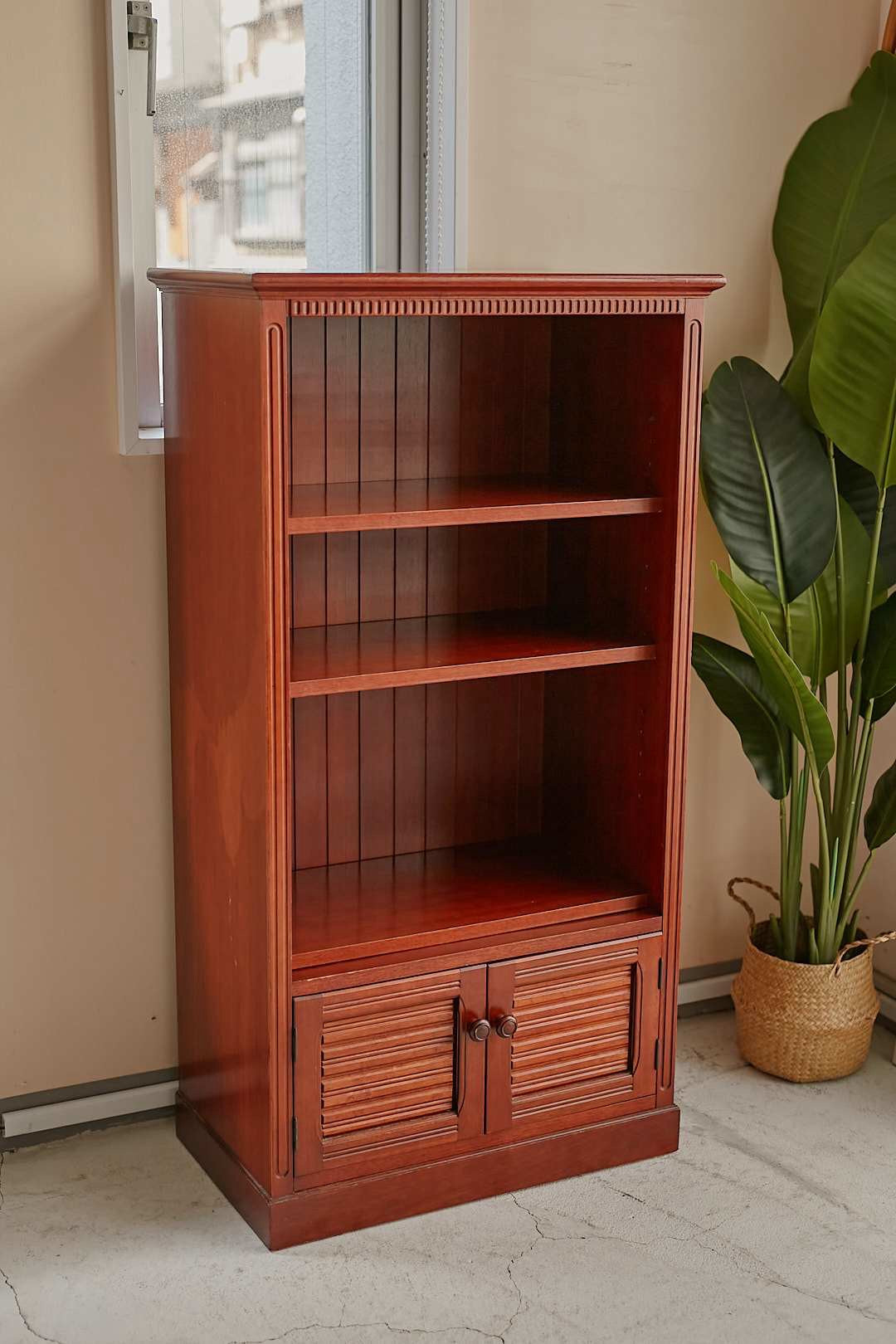 Classic Louver Book Cabinet