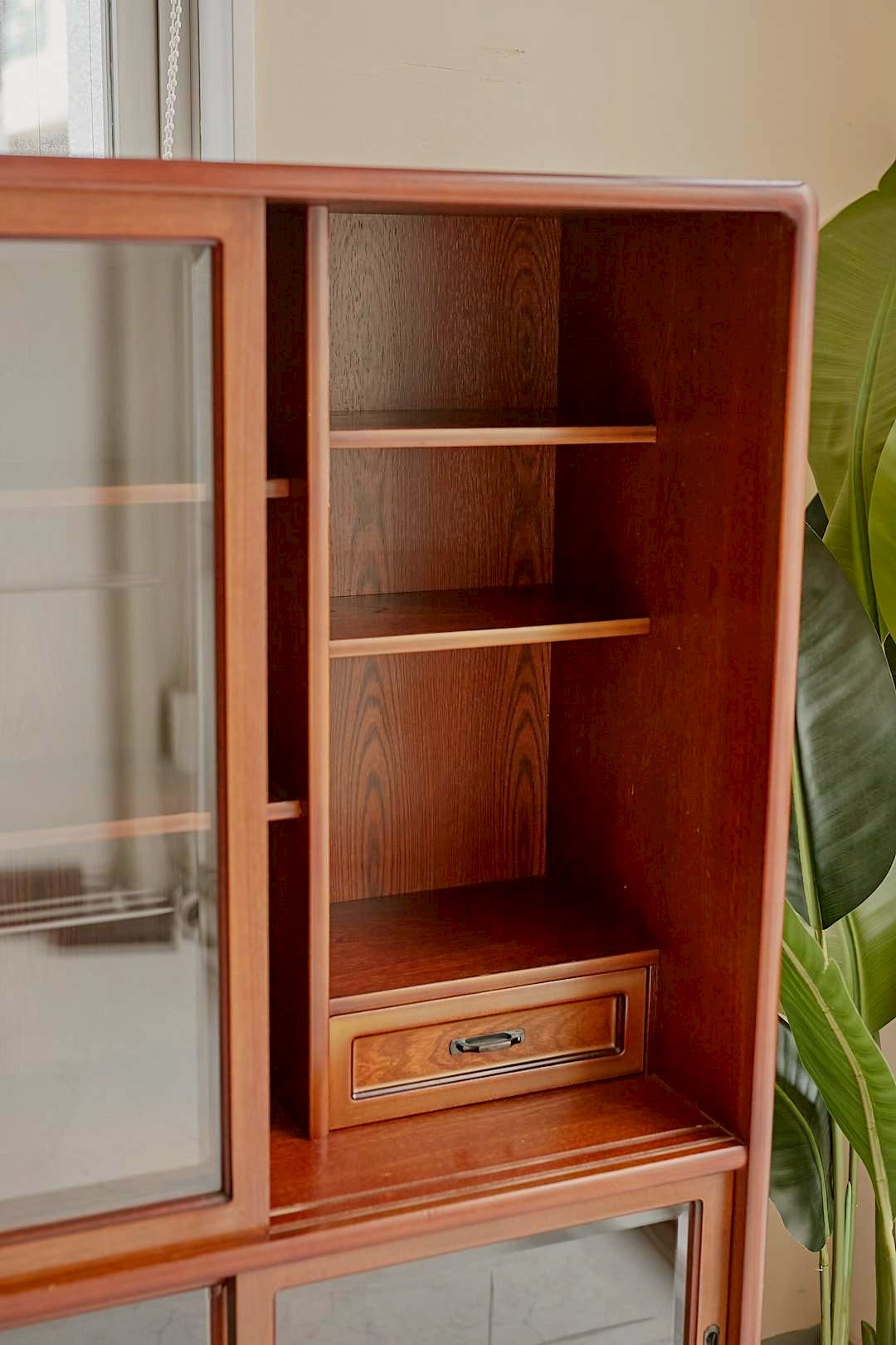 Modern cross glass cabinet