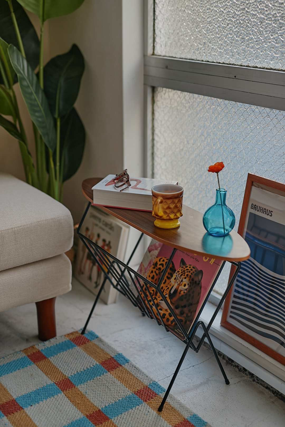 Surf Side Magazine Rack