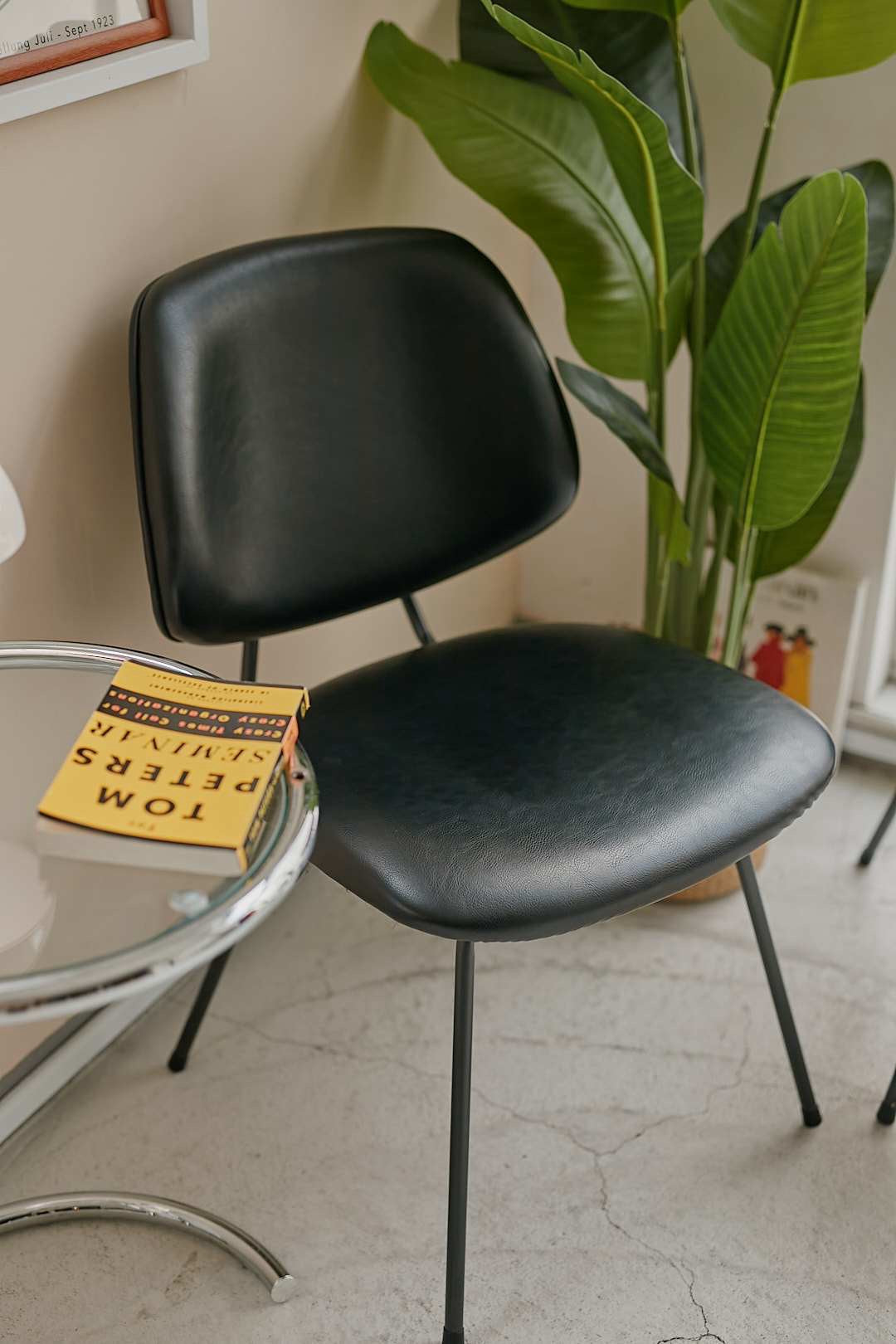 ABOCK CHAIR/black