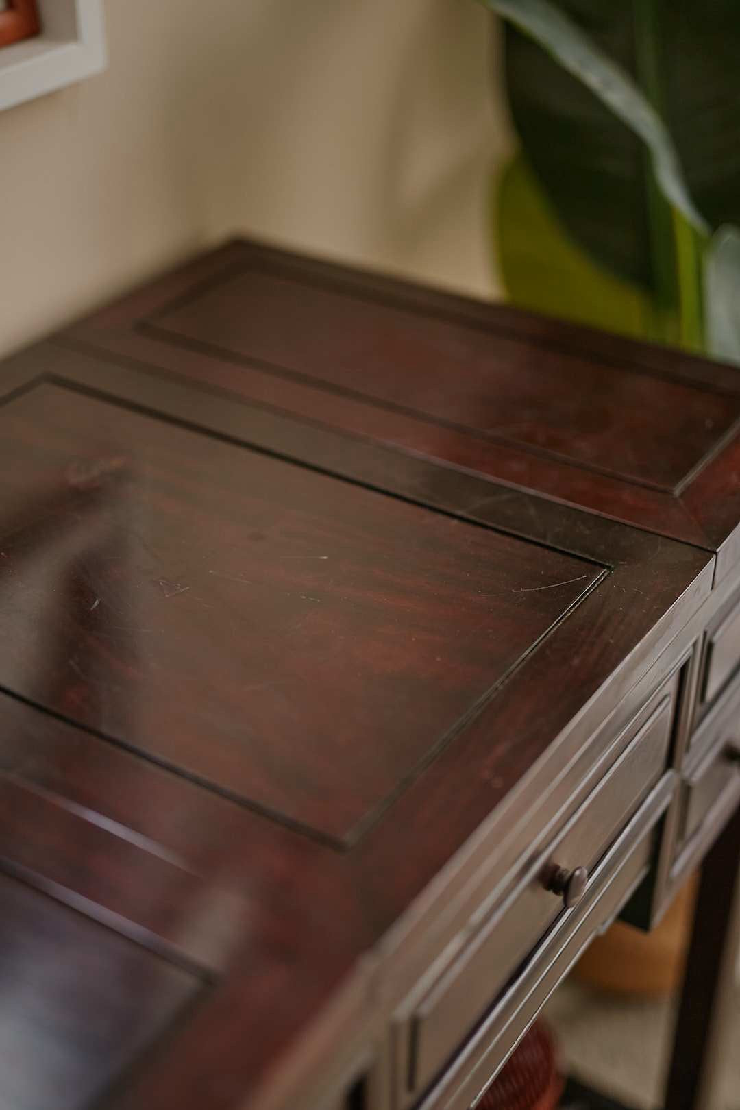 Oriental Dressing Console