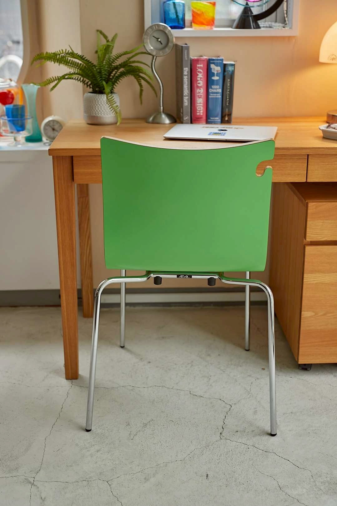 Hook Green Chair